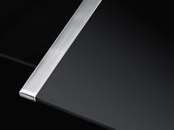 2 Edelstahl-Seitenleisten